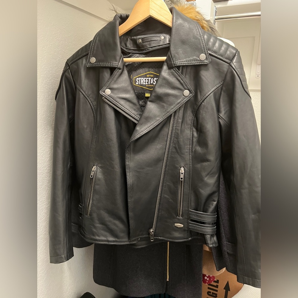 Street & Steele Women’s Jacket - size Small